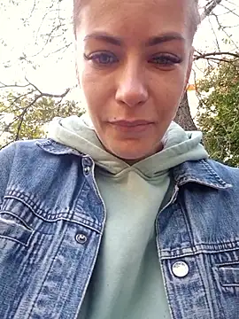 Keli Jessi online show from 09/26/25, 01:15