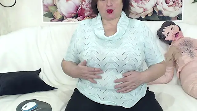 Snapshot of FlaviaSquirts chatting on 02/13/25, 09:09 FlaviaSquirts online show from 02/13/25, 09:09