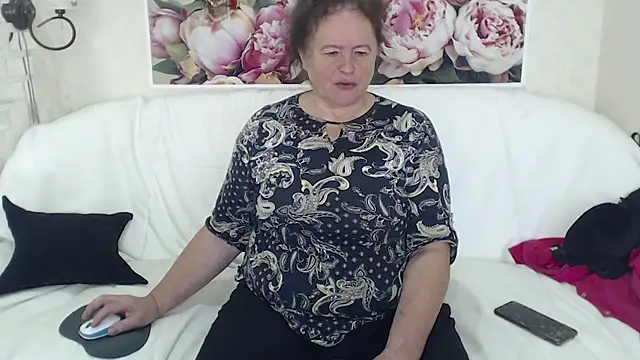 Snapshot of FlaviaSquirts chatting on 09/13/25, 06:57 FlaviaSquirts online show from 09/13/25, 06:57