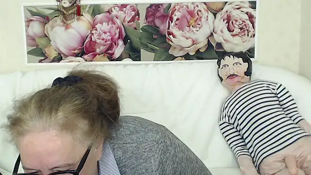 Snapshot of FlaviaSquirts chatting on 11/01/25, 06:26 FlaviaSquirts online show from 11/01/25, 06:26