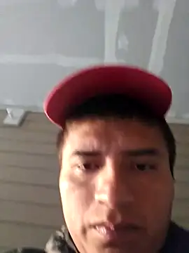 Snapshot of Diablo9804 chatting on 10/22/25, 12:05 Diablo9804 online show from 10/22/25, 12:05