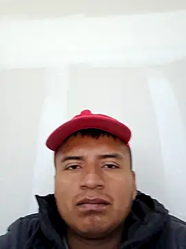 Snapshot of Diablo9804 chatting on 10/31/25, 04:30 Diablo9804 online show from 10/31/25, 04:30