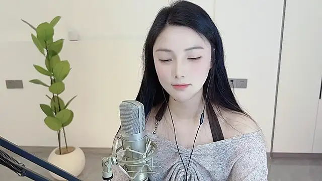 HaagenDazs  online show from 03/05/25, 04:24