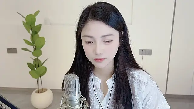 HaagenDazs  online show from 03/07/25, 01:09