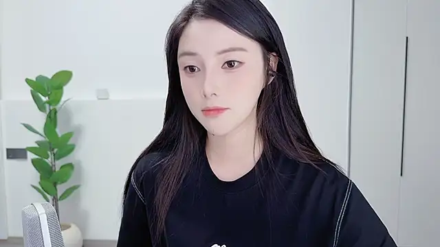 HaagenDazs  online show from 10/08/25, 01:09