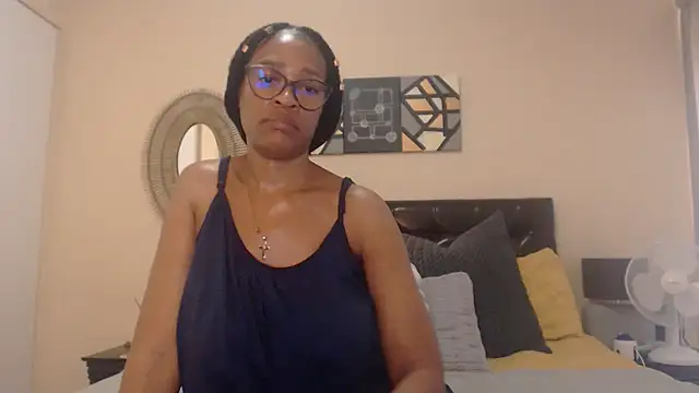 Creamyass22 online show from 03/01/25, 12:34