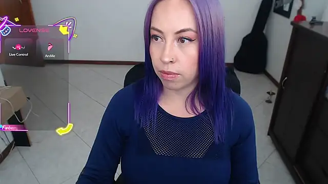 charlottezoe15 online show from 09/15/25, 05:24