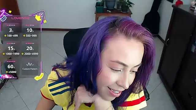 charlottezoe15 online show from 09/29/25, 06:57