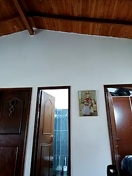 LunaZambrano online show from 09/12/25, 01:00