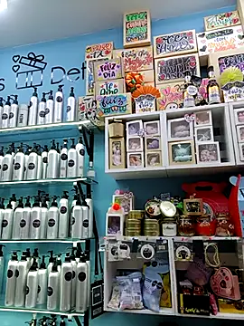 LunaZambrano online show from 10/02/25, 05:42