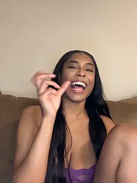 CandyLuxxxx online show from 12/06/24, 09:02