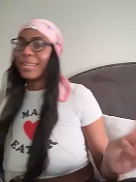 CandyLuxxxx online show from 01/26/25, 08:02