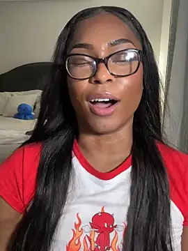 CandyLuxxxx online show from 02/16/25, 08:54