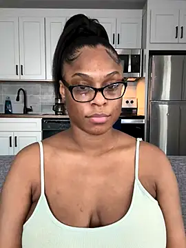 CandyLuxxxx online show from 09/18/25, 08:00