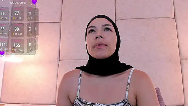 aisha vs online show from 02/03/25, 11:53