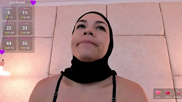 aisha vs online show from 02/26/25, 12:03