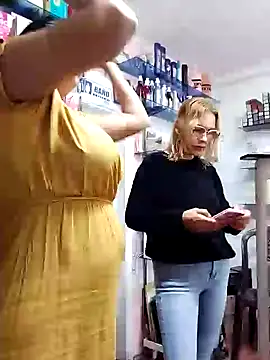 keilymadam online show from 01/31/25, 04:17