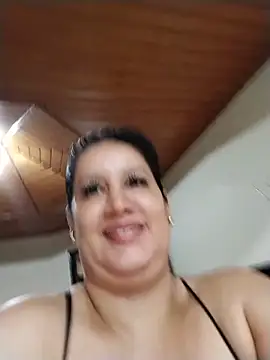 Snapshot of keilymadam chatting on 06/19/26, 01:48 keilymadam online show from 06/19/26, 01:48