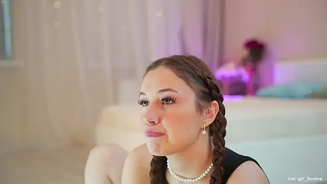 RosyEmily online show from 02/17/25, 11:44