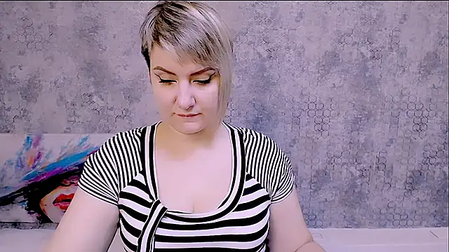 Djullia online show from 09/20/25, 05:08