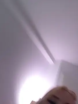 AnjaAmelia online show from 12/22/24, 05:42