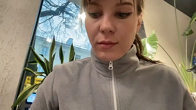 Karrolliza online show from 10/22/25, 01:11