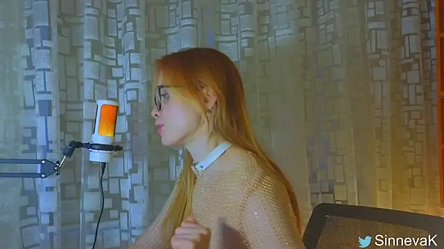 sinteas online show from 02/20/25, 05:07