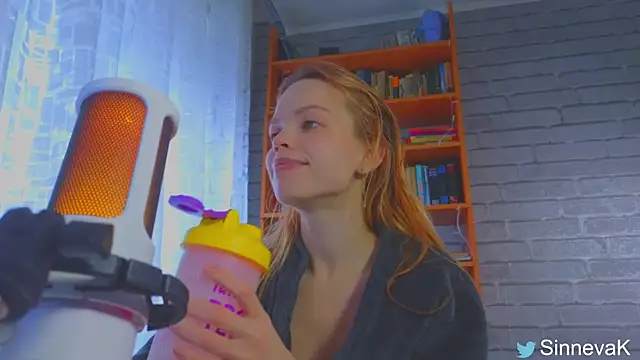 sinteas online show from 03/15/25, 06:47