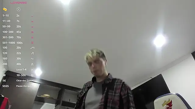 Snapshot of _morghan_ chatting on 12/14/24, 11:01  morghan  online show from 12/14/24, 11:01