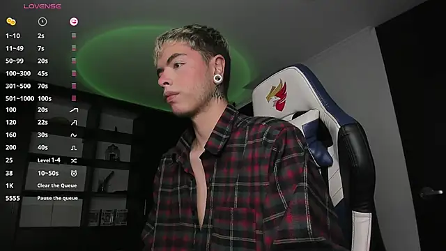 Snapshot of _morghan_ chatting on 12/22/24, 04:28  morghan  online show from 12/22/24, 04:28