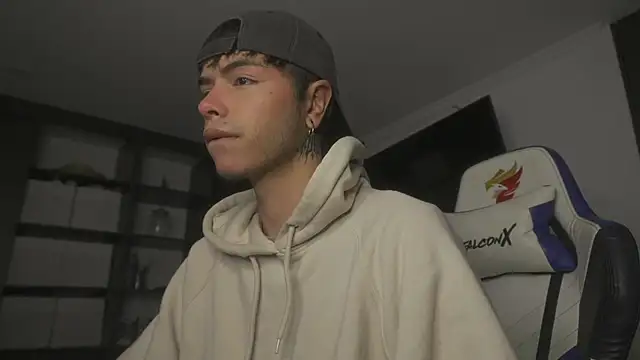 Snapshot of _morghan_ chatting on 03/02/25, 08:05  morghan  online show from 03/02/25, 08:05