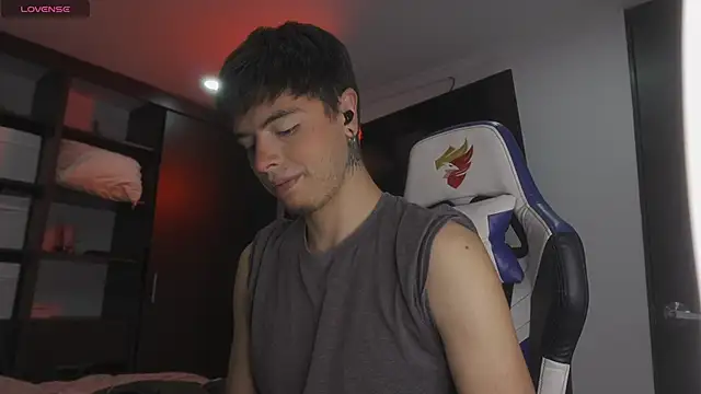 Snapshot of _morghan_ chatting on 09/26/25, 03:10  morghan  online show from 09/26/25, 03:10