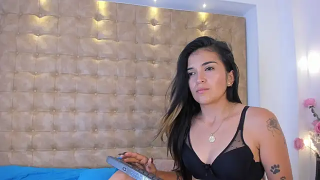 Snapshot of violet_giraldo chatting on 05/11/26, 07:55 violet giraldo online show from 05/11/26, 07:55