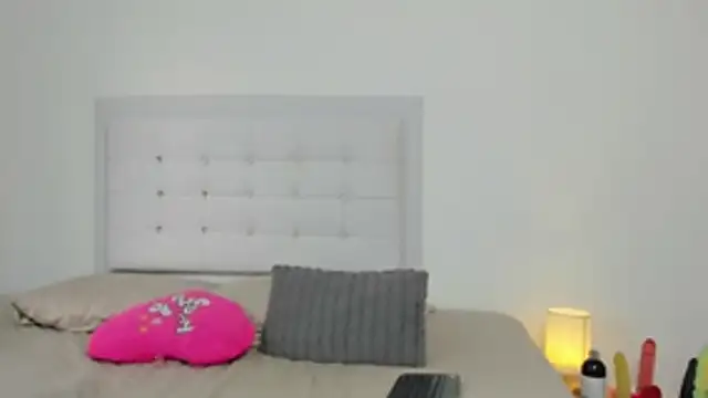 Sofia Blosom online show from 10/29/25, 10:44