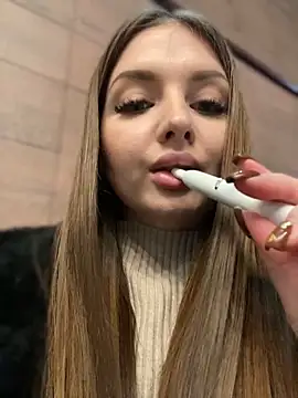 KrisMagnoly online show from 01/30/25, 05:28