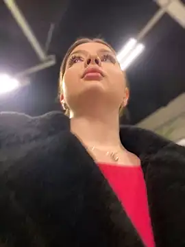 KrisMagnoly online show from 02/06/25, 04:25