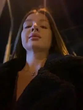 KrisMagnoly online show from 04/12/26, 07:08