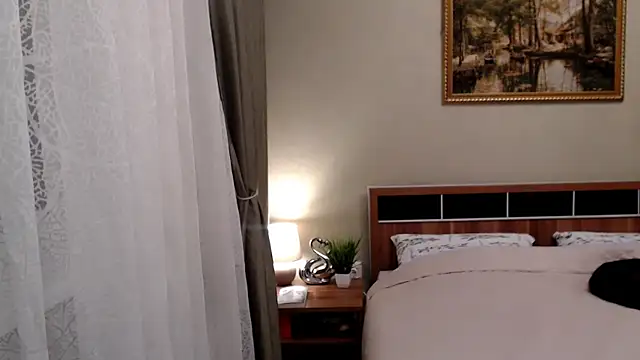 sensualEmilia online show from 01/15/26, 07:39