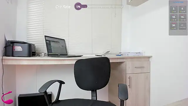 Snapshot of nathasha_ht2021 chatting on 03/19/25, 12:45 nathasha ht2021 online show from 03/19/25, 12:45