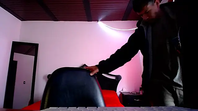 Deiby casas online show from 02/14/25, 03:15