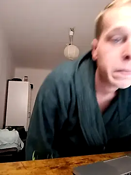 Snapshot of Activedude23 chatting on 11/09/25, 02:48 Activedude23 online show from 11/09/25, 02:48