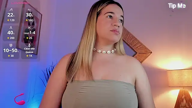 Antonellachic73 online show from 12/22/25, 08:06