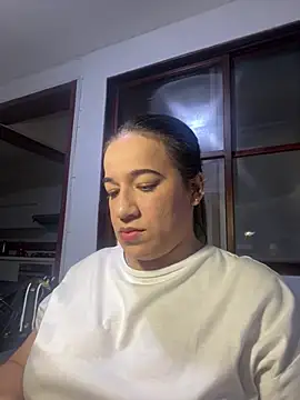 Snapshot of Antonellachic73 chatting on 07/11/26, 11:39 Antonellachic73 online show from 07/11/26, 11:39