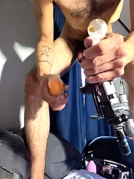 Snapshot of SpeedMagnumBlade6669 chatting on 11/20/25, 11:48 SpeedMagnumBlade6669 online show from 11/20/25, 11:48