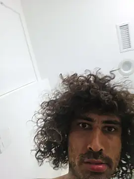 Snapshot of SpeedMagnumBlade6669 chatting on 03/30/26, 03:18 SpeedMagnumBlade6669 online show from 03/30/26, 03:18