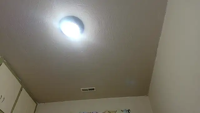 Emihaze online show from 04/18/26, 07:07