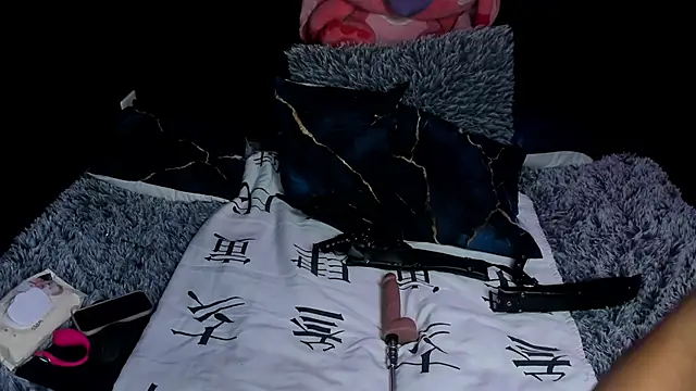 Katiehill 1 online show from 10/12/25, 07:02