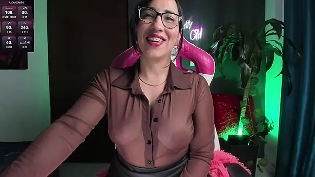 Katiehill 1 online show from 11/29/25, 12:35