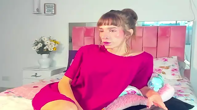 the queen aleja online show from 11/14/25, 12:59