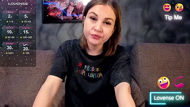 CassieMils online show from 06/19/26, 07:28